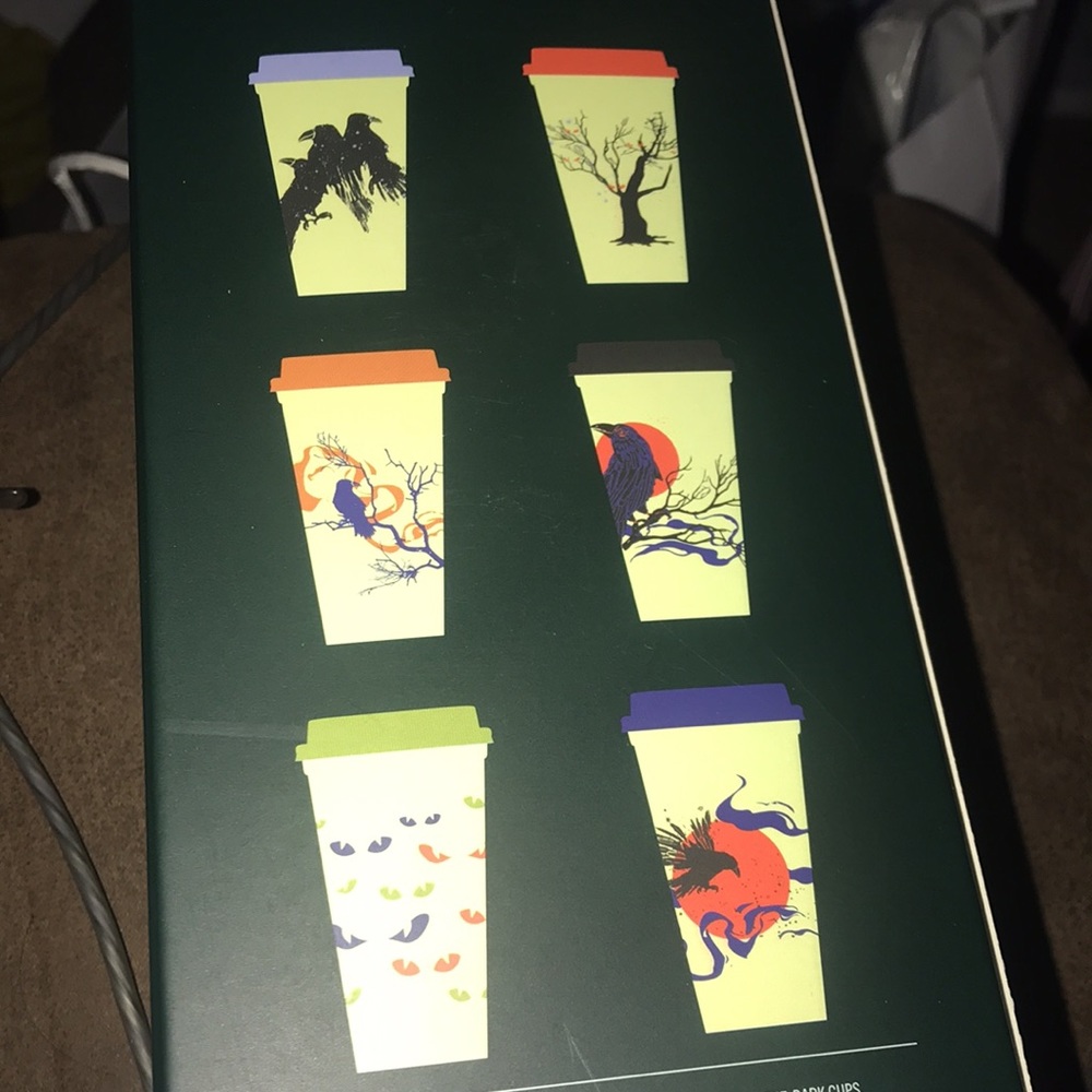 NWT Starbucks Glow in the Dark Halloween Hot Cups (6-Pack) (16 oz) - Picture 9 of 12